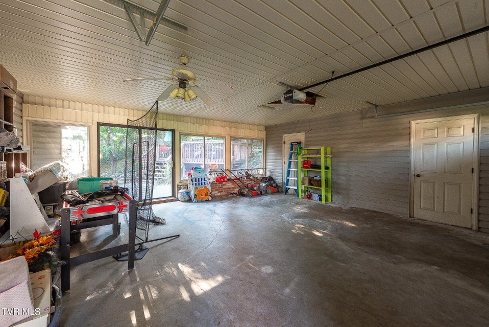 Photo #35: 904 Broadwood Drive
