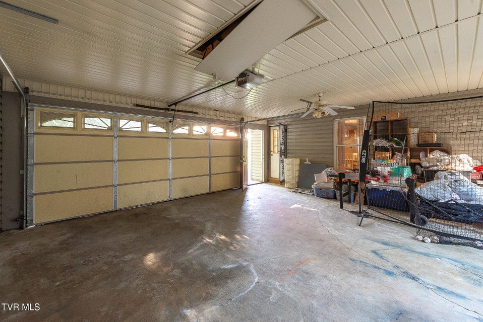 Photo #34: 904 Broadwood Drive
