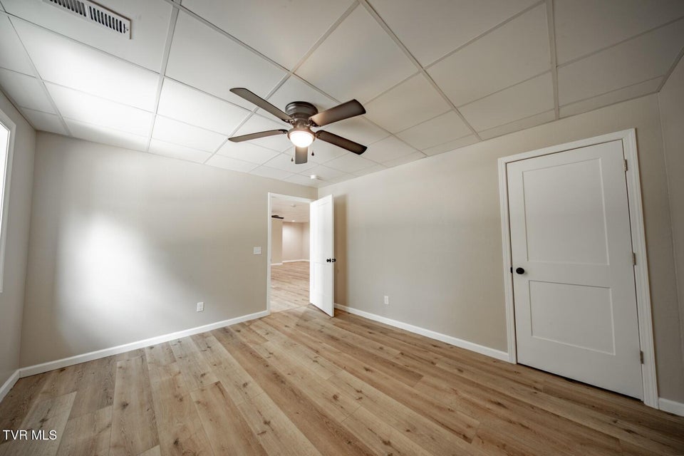 Photo #38: 116 Meadowood Dr 