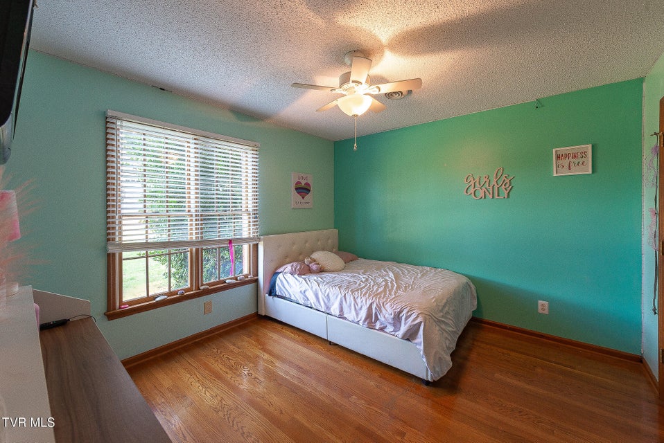 Photo #30: 904 Broadwood Drive