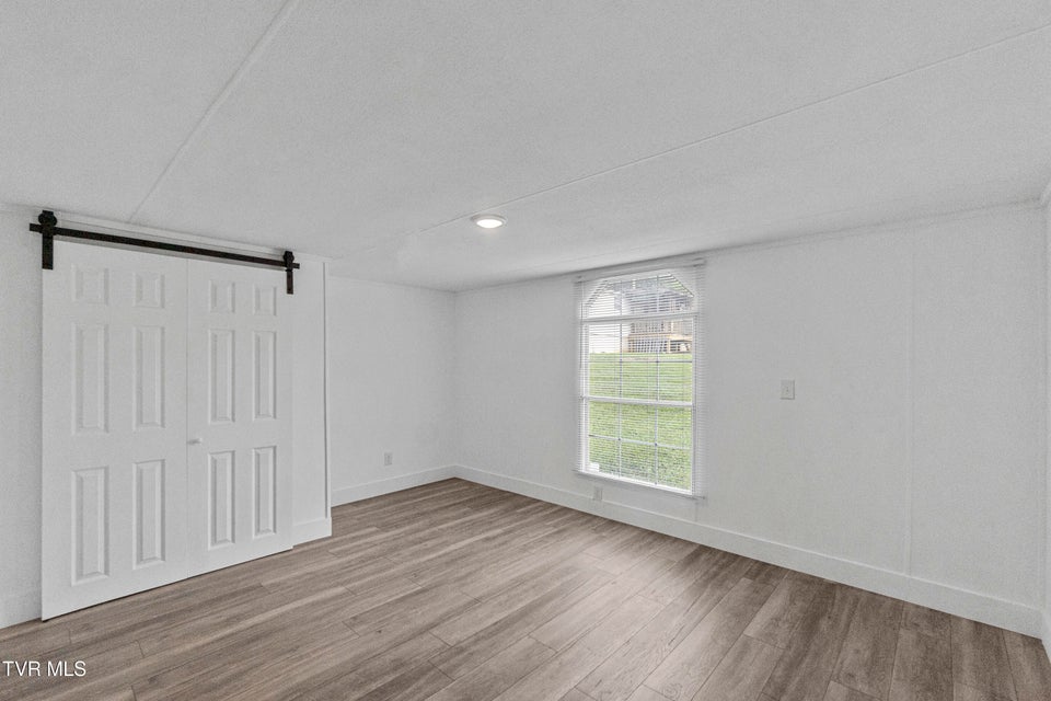 Photo #8: 1275 Whitehouse Road