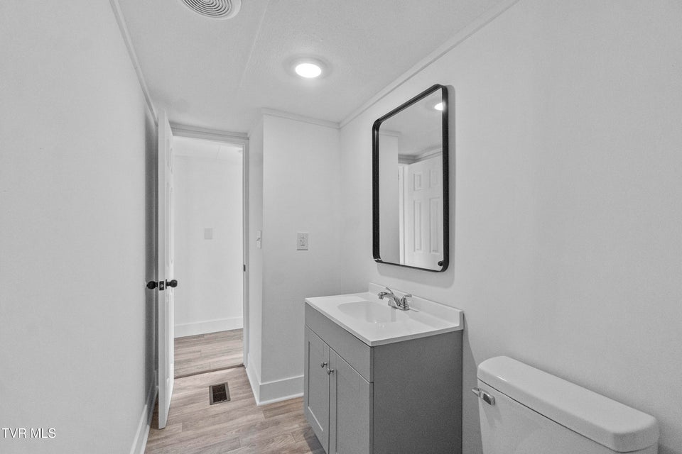 Photo #12: 1275 Whitehouse Road