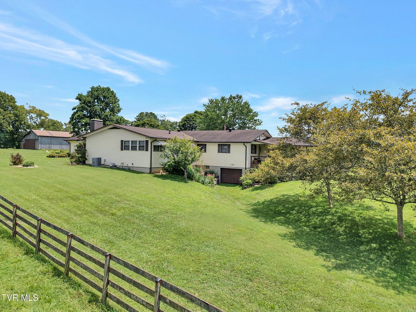 Photo #9: 200 Crum Lane