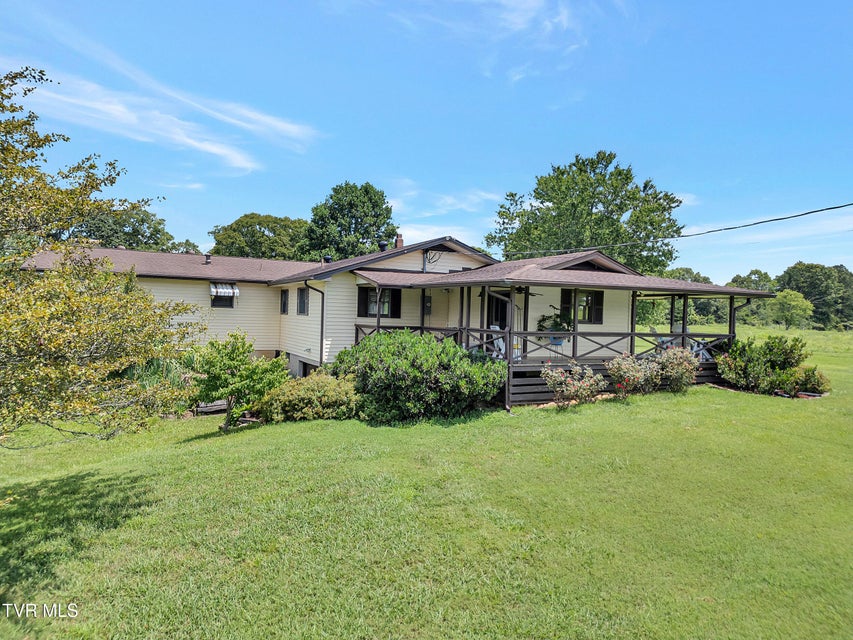 Photo #10: 200 Crum Lane