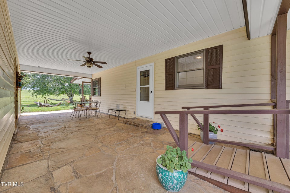 Photo #51: 200 Crum Lane