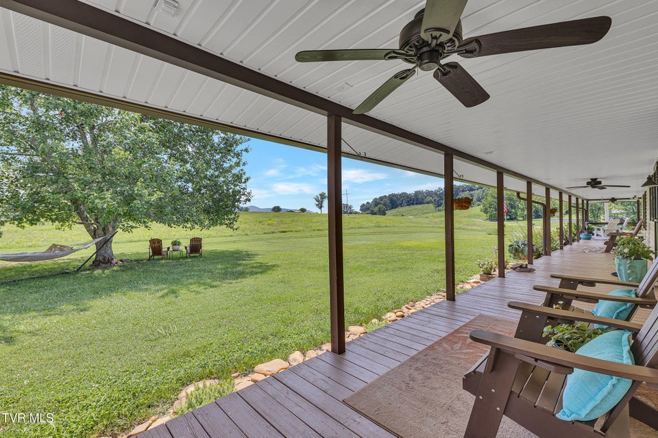 Photo #54: 200 Crum Lane