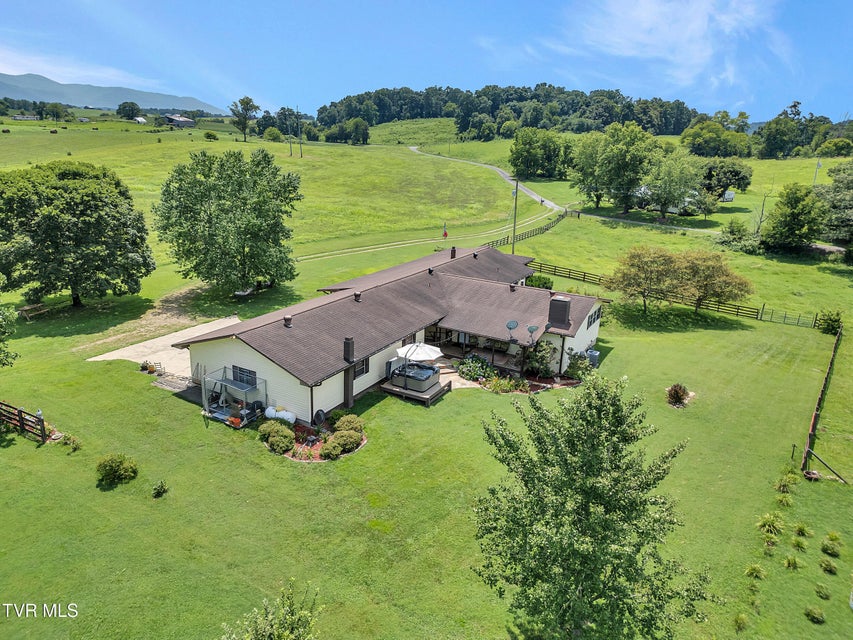 Photo #66: 200 Crum Lane