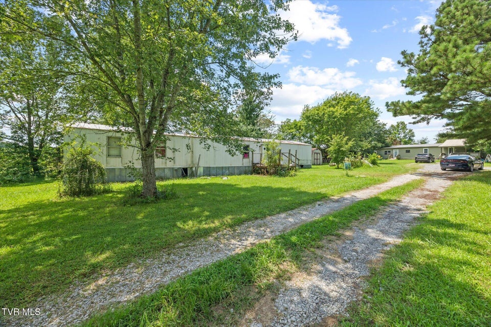 Photo #3: 72 Hayes Lane