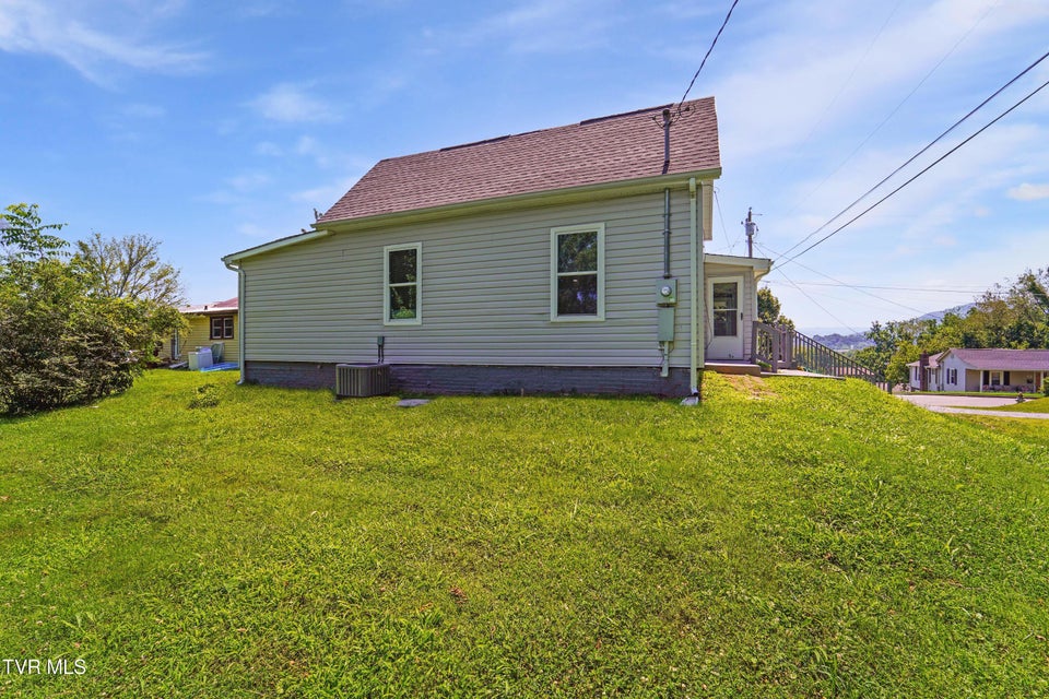 Photo #22: 308 9th Avenue