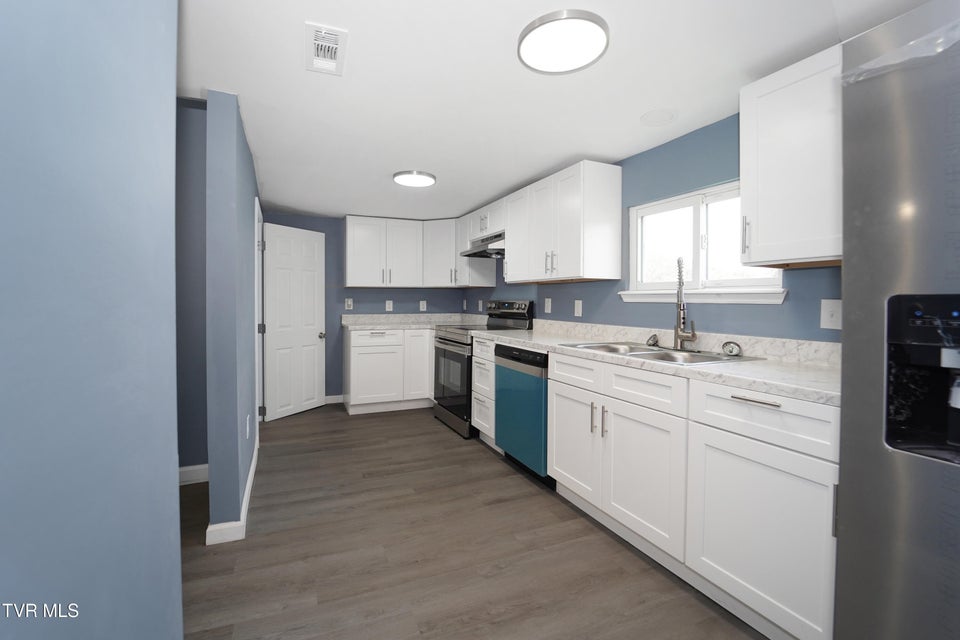 Photo #19: 308 9th Avenue