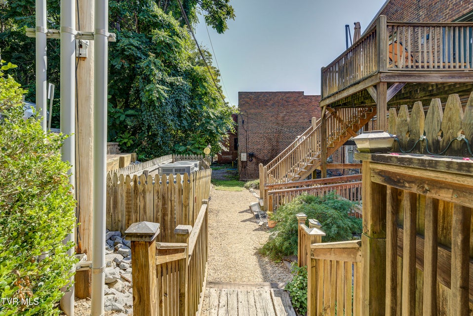 Photo #3: 109 Main Street