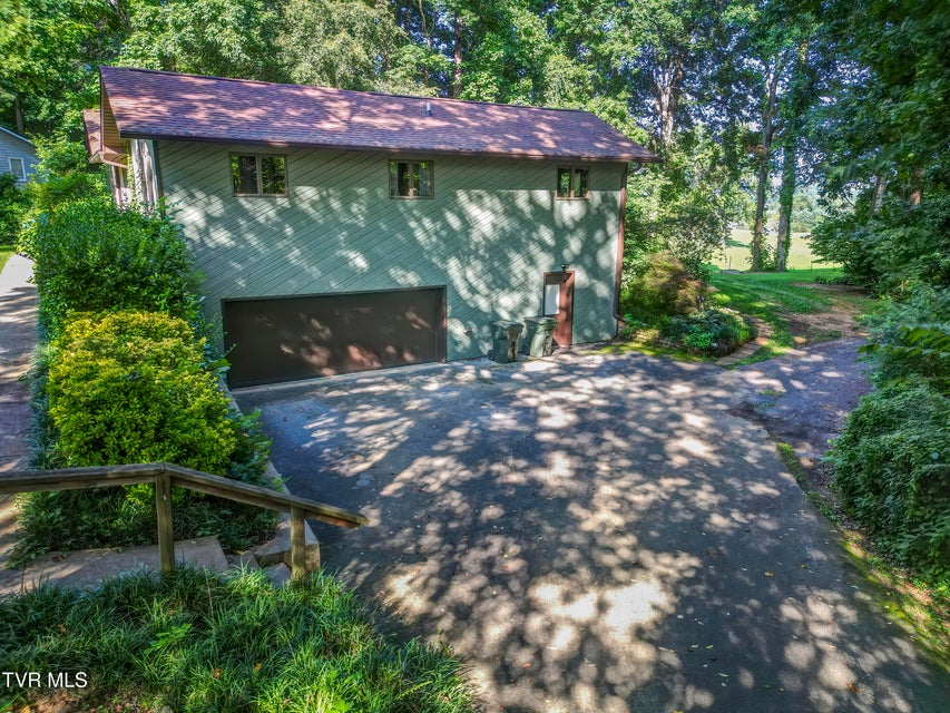 Photo #54: 230 Picadilly Lane