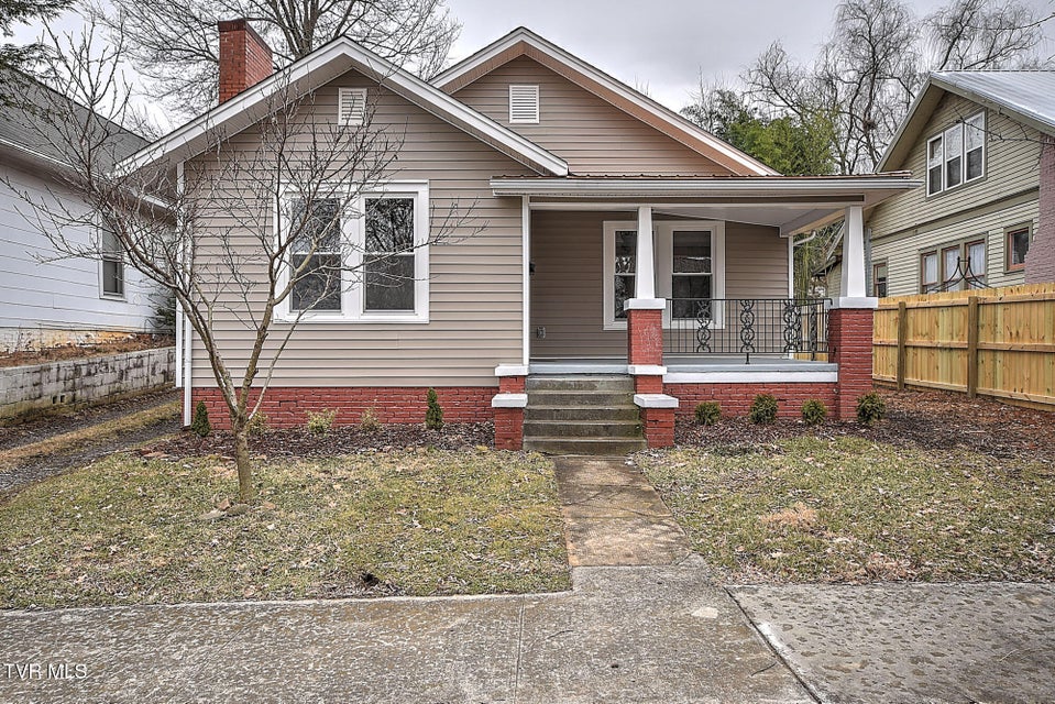 Photo #2: 409 Locust Street