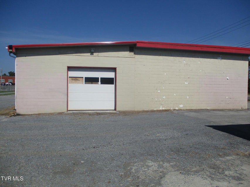 Photo #17: 332 Elk Avenue