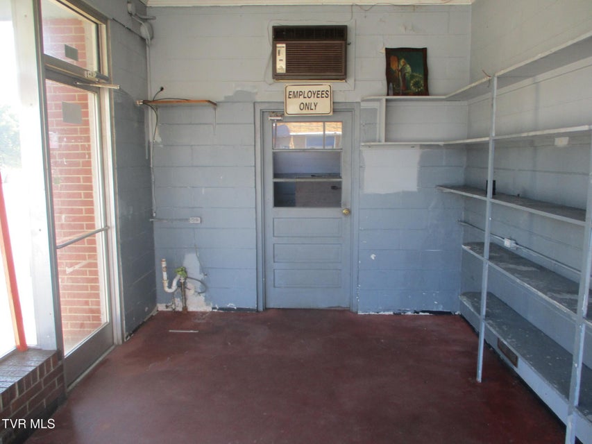 Photo #24: 332 Elk Avenue