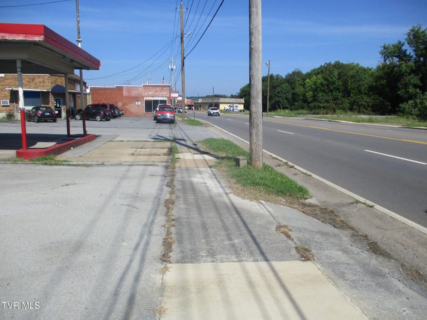 Photo #50: 332 Elk Avenue