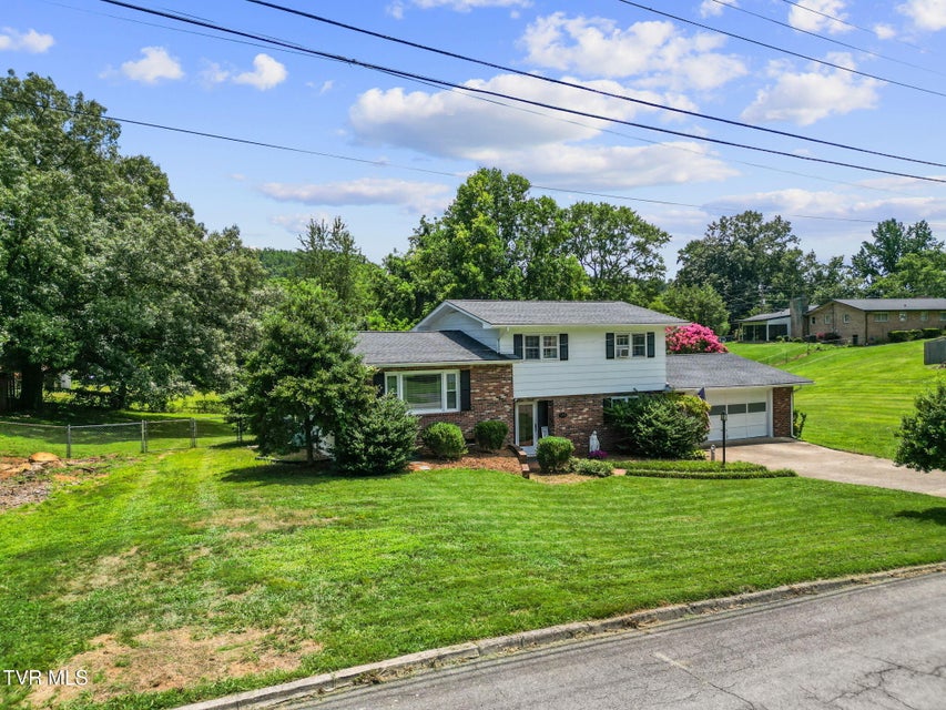 Photo #4: 103 Edgewood Drive