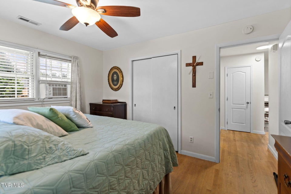 Photo #25: 103 Edgewood Drive