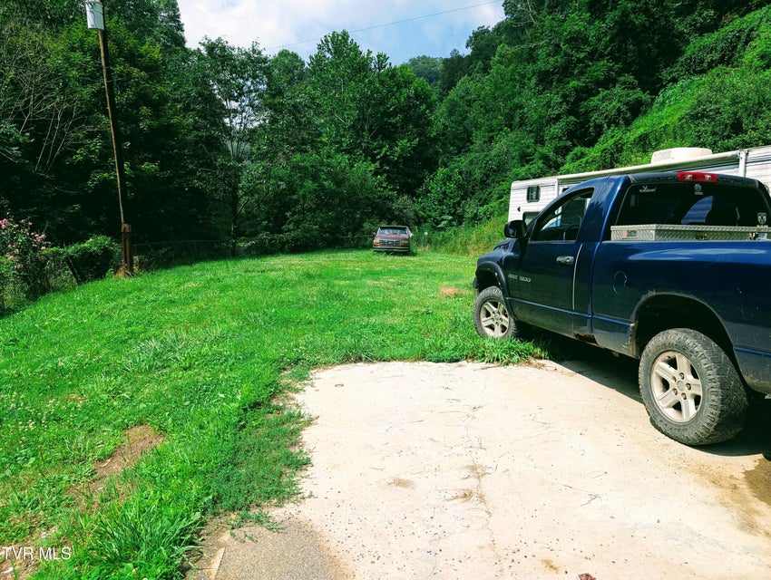 Photo #3: 782 Rock Lick Road