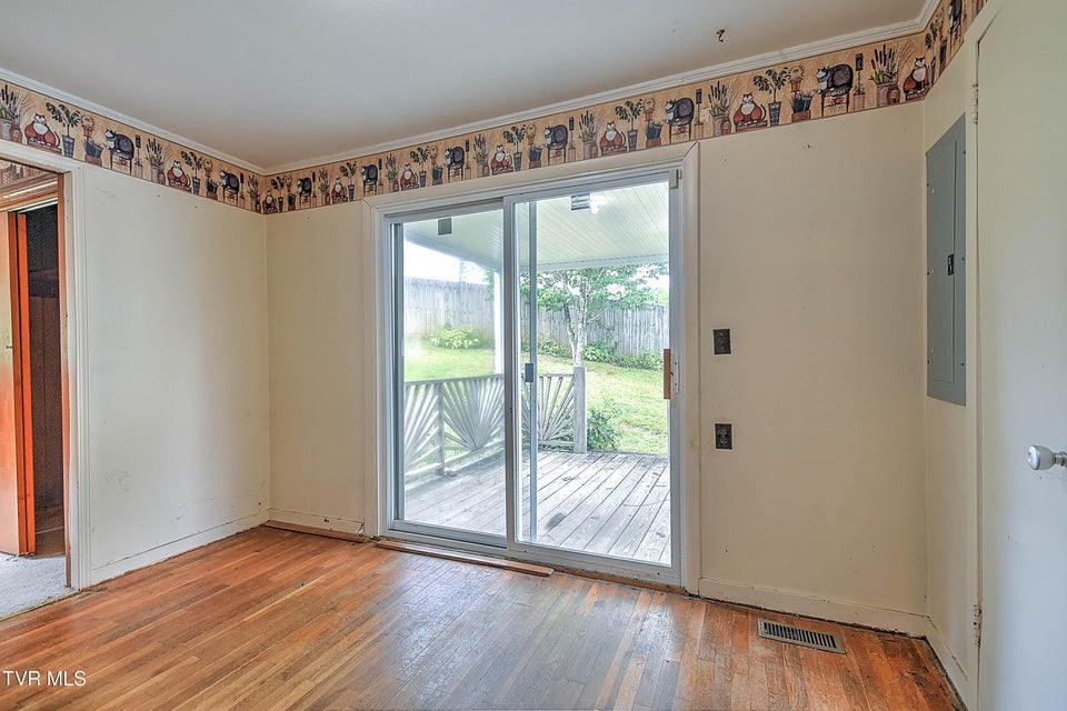 Photo #19: 1320 Lynwood Circle