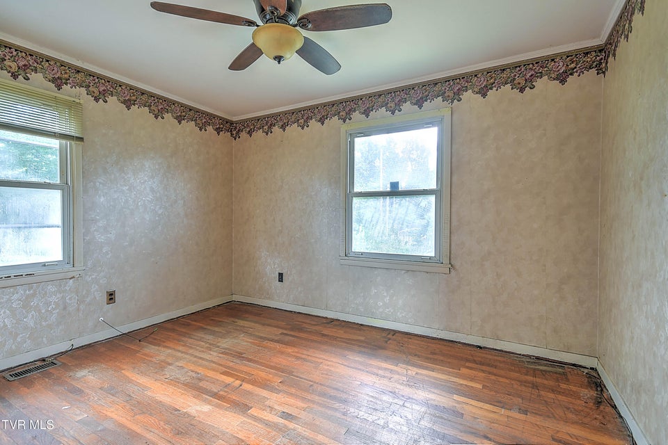 Photo #25: 1320 Lynwood Circle