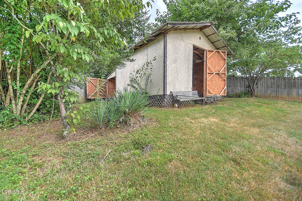 Photo #32: 1320 Lynwood Circle