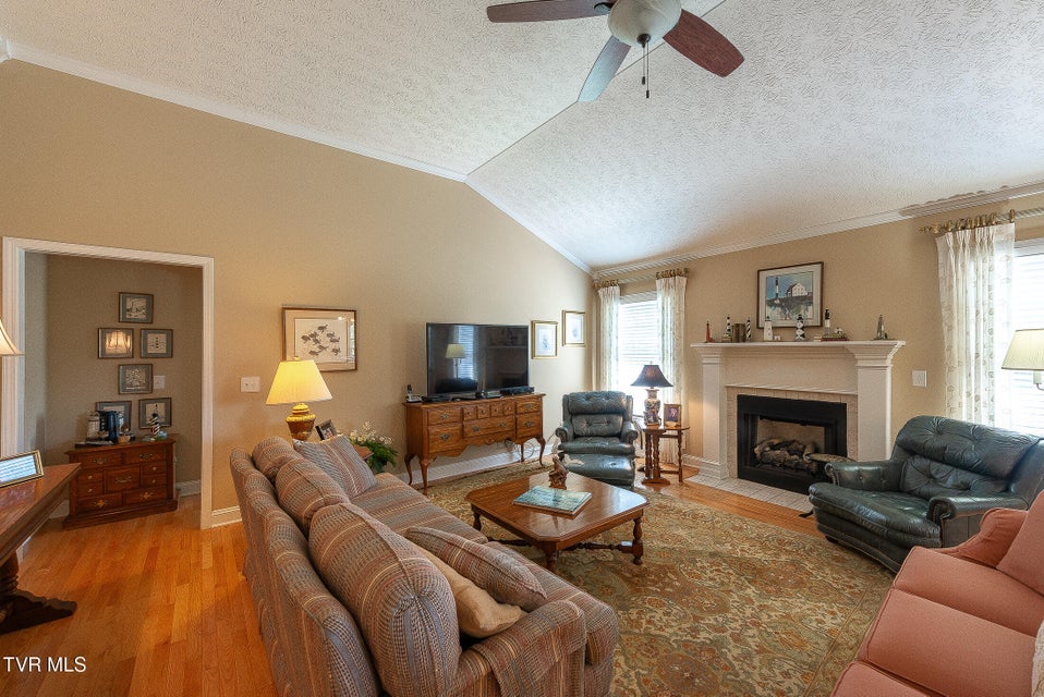 Photo #16: 1109 Cooks Terrace