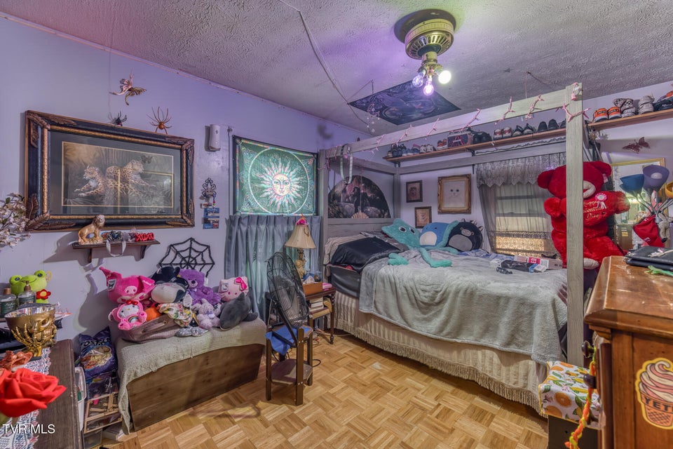 Photo #10: 1026 Robertson Street