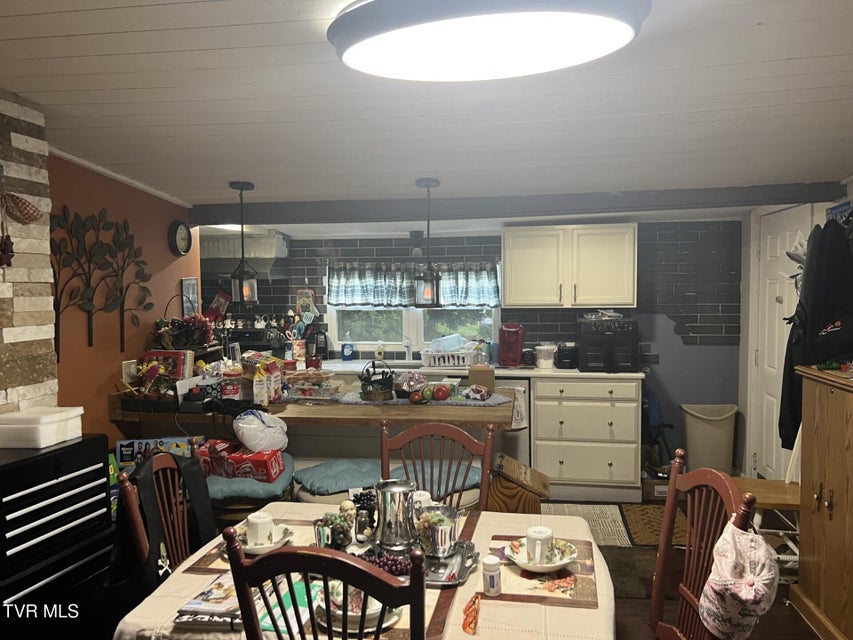 Photo #14: 568 Manville Road
