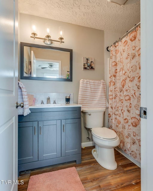 Photo #13: 513 Bellvue Avenue