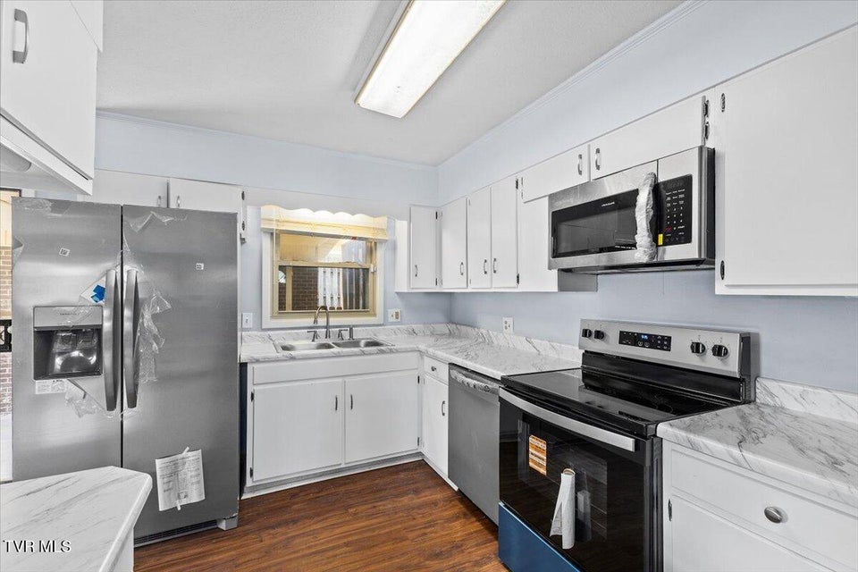 Photo #23: 1502 Woodmont Drive