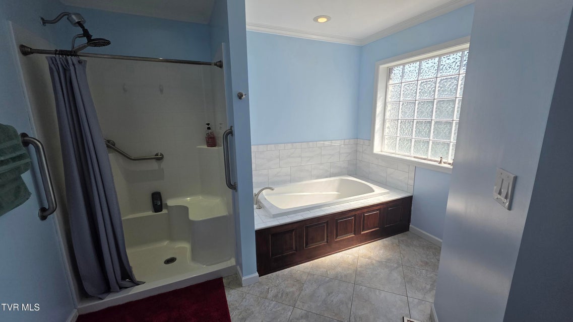 Photo #34: 212 Alania Court