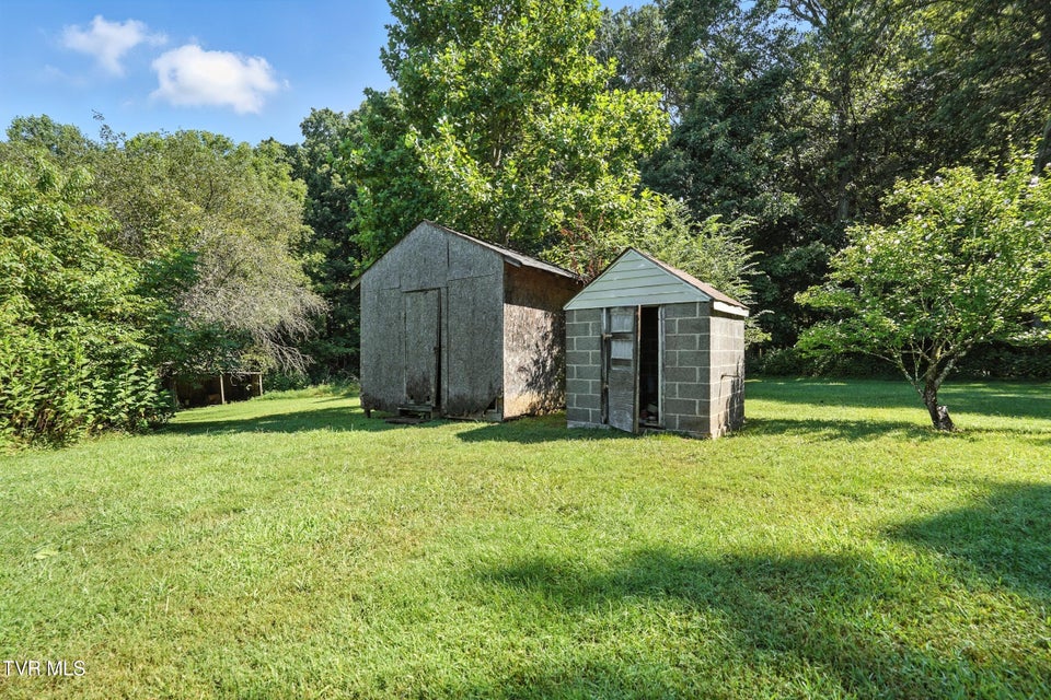 Photo #5: 590 Old Union Road
