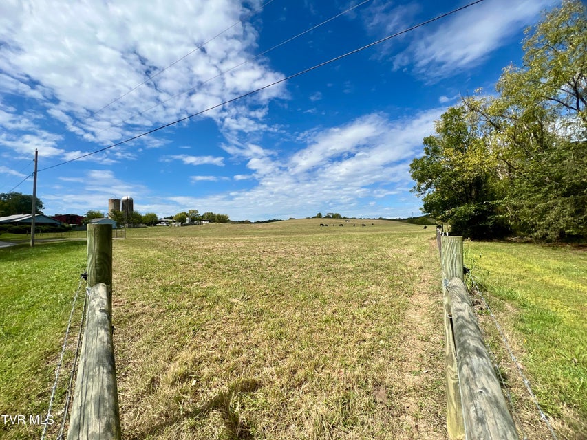 Photo #87: 1550 Mount Hope Road