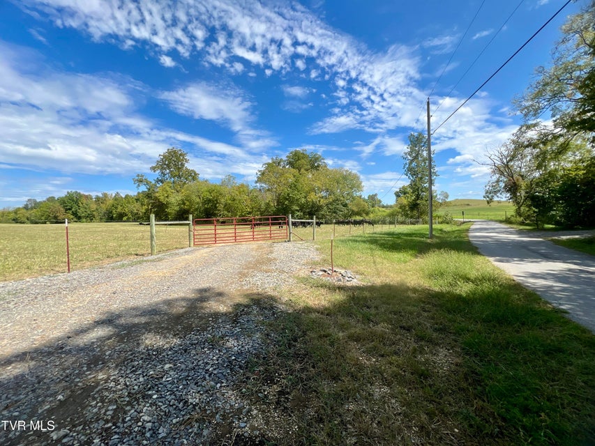 Photo #92: 1550 Mount Hope Road