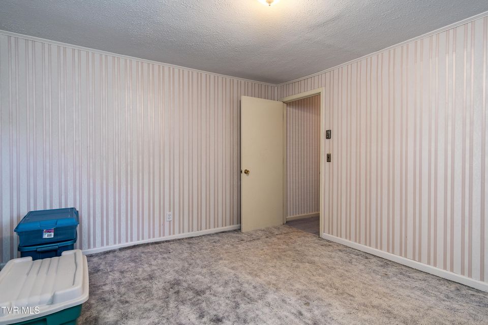 Photo #19: 114 Brookdale Dr 