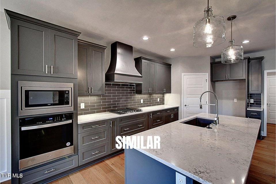 Photo #4: 44 Glaze Farm Way