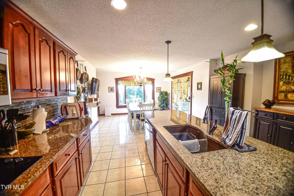 Photo #3: 3936 Thornton Drive