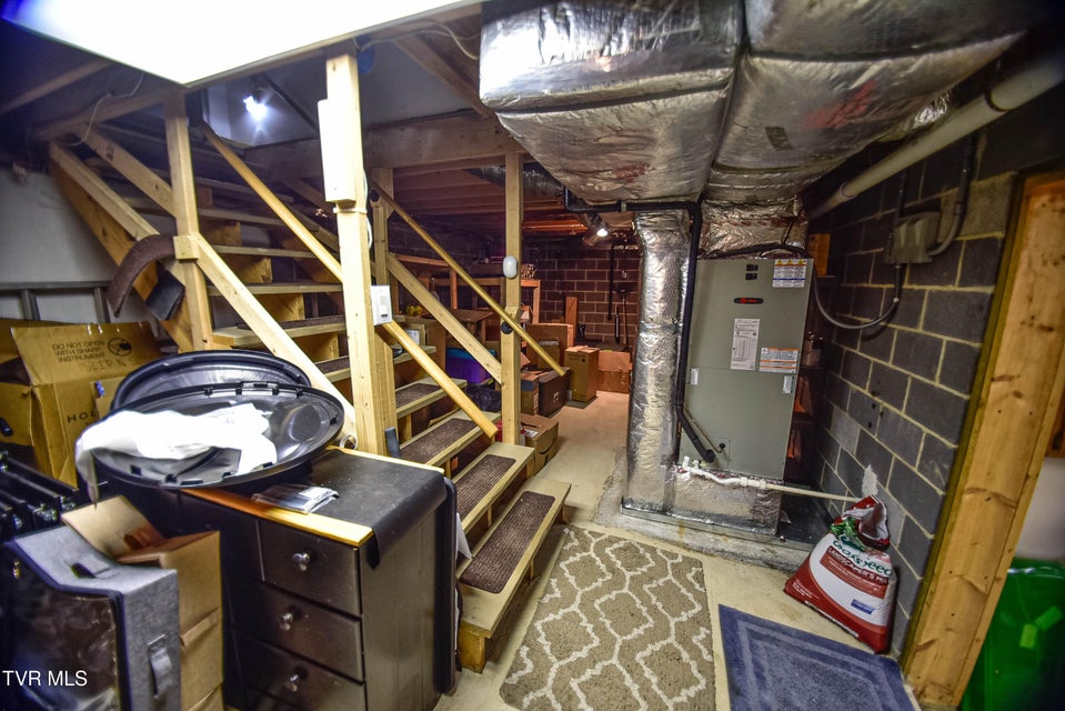 Photo #41: 3936 Thornton Drive