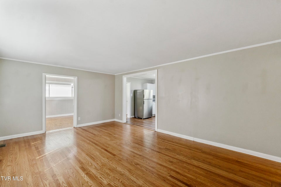 Photo #3: 102 College View Drive