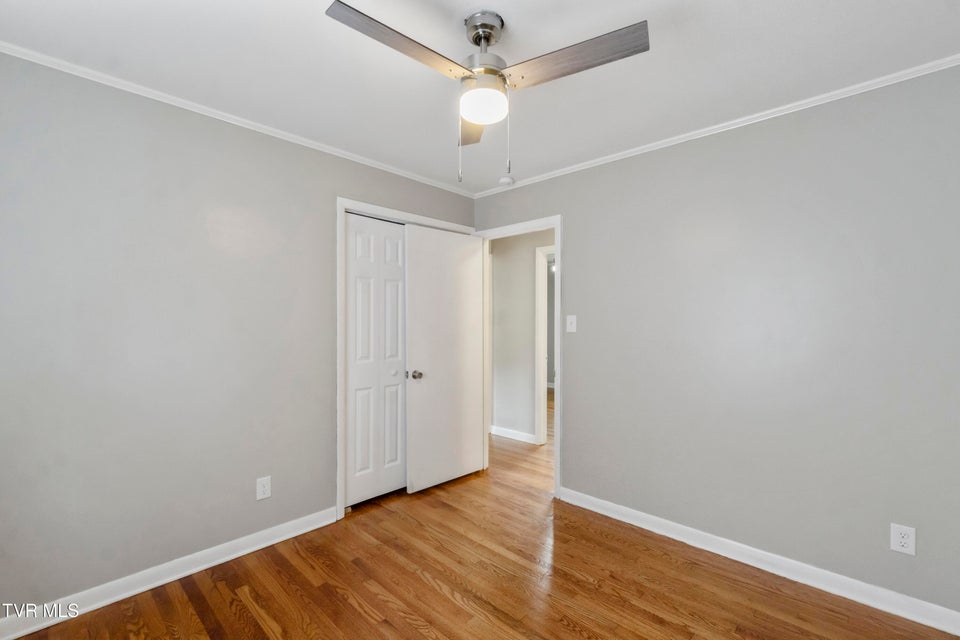 Photo #18: 102 College View Drive