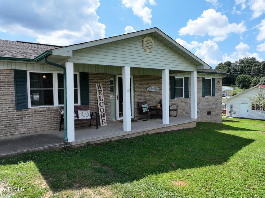 Photo #9: 50 Pine Ridge Drive