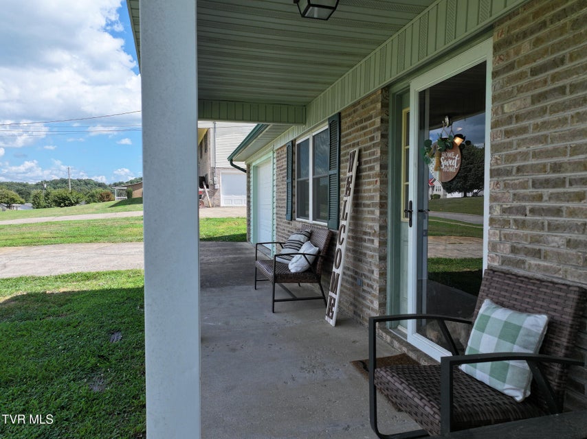 Photo #11: 50 Pine Ridge Drive