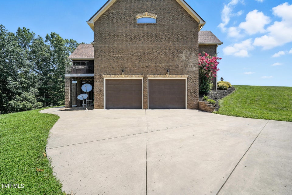 Photo #76: 331 Telford Road