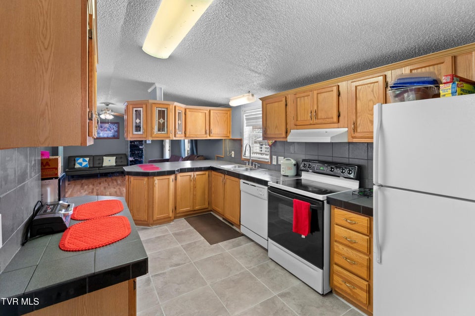Photo #7: 14240 Warrensburg Road