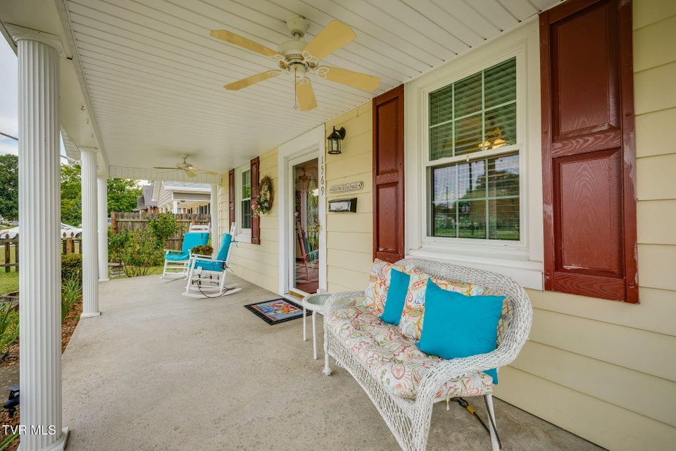Photo #4: 1569 Sevier Avenue