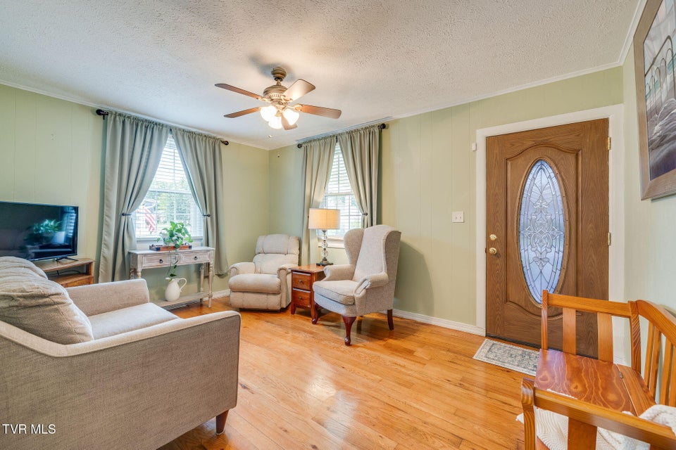 Photo #7: 1569 Sevier Avenue
