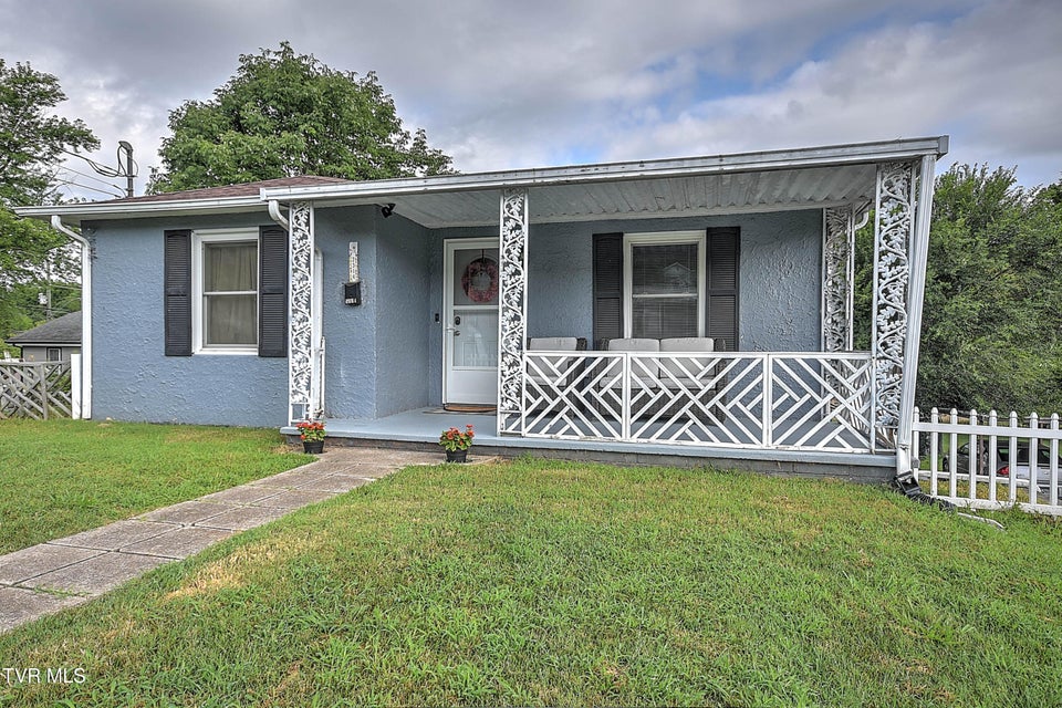 Photo #3: 2314 Bay Street