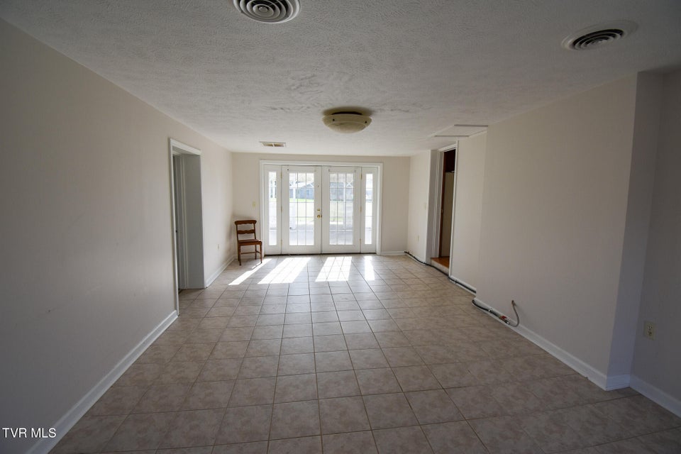 Photo #7: 263 Phyllis Drive