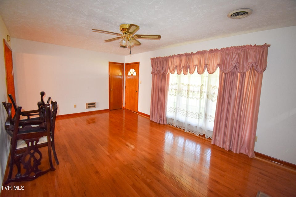 Photo #14: 263 Phyllis Drive